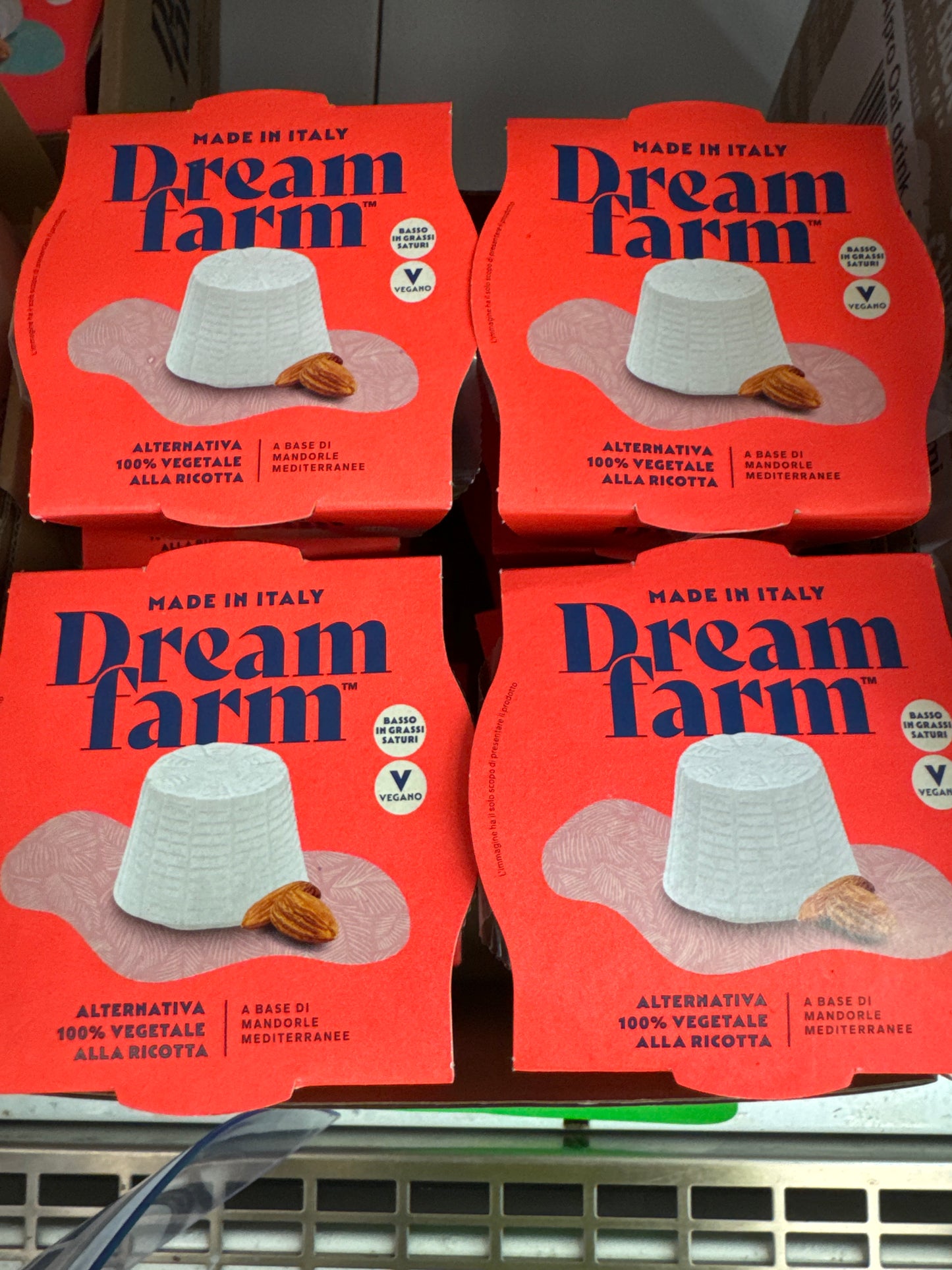 Dream Farm Mozzarella, Ciliegine, Stracciatella, Spalmabile, Spalmabile alle erbe e Ricotta